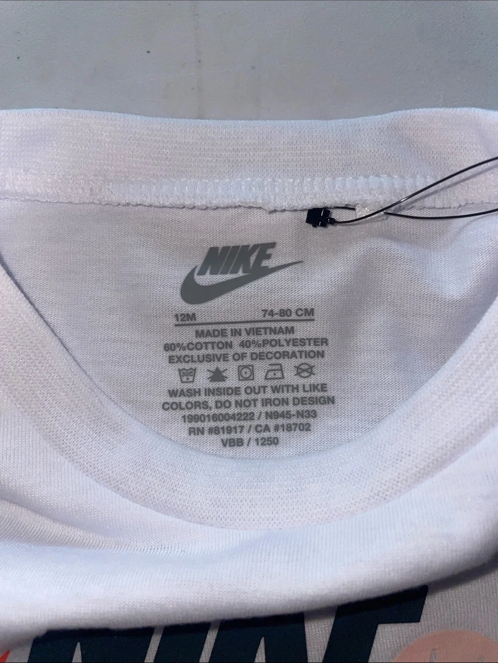 NEW! NIKE ORANFE 2-PIECE T-SHIRT & SHORTS SET. SIZE 12 MONTHS. BOYS. - Picture 8 of 9